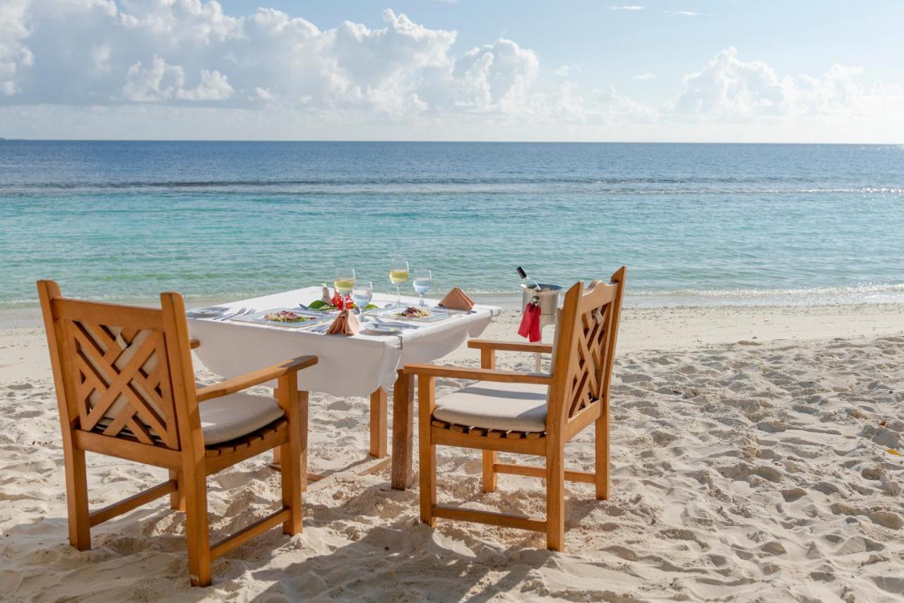 Complex Royal Island Maldives Dharavandhoo