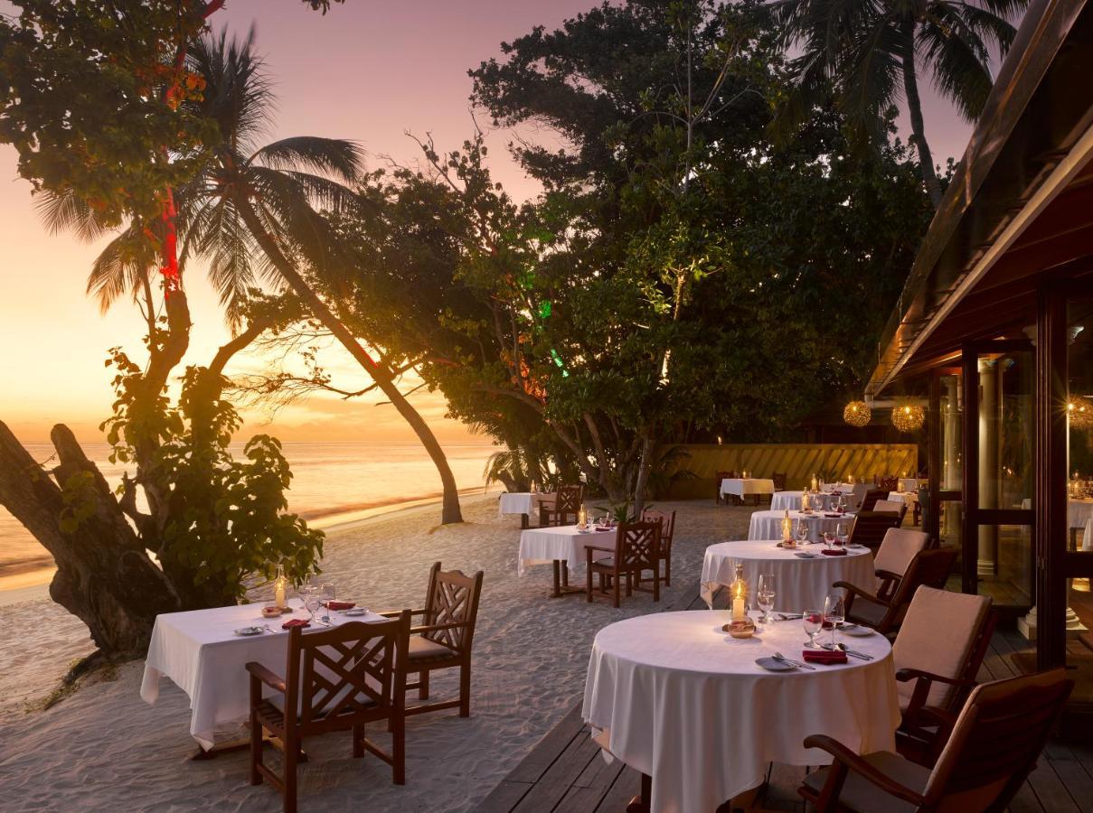 सहारा Royal Island Maldives